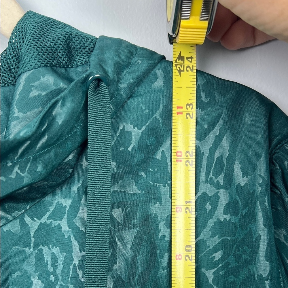 ZYIA Teal Camouflage Active lightweight packable Jacket medium - Picture 6 of 8